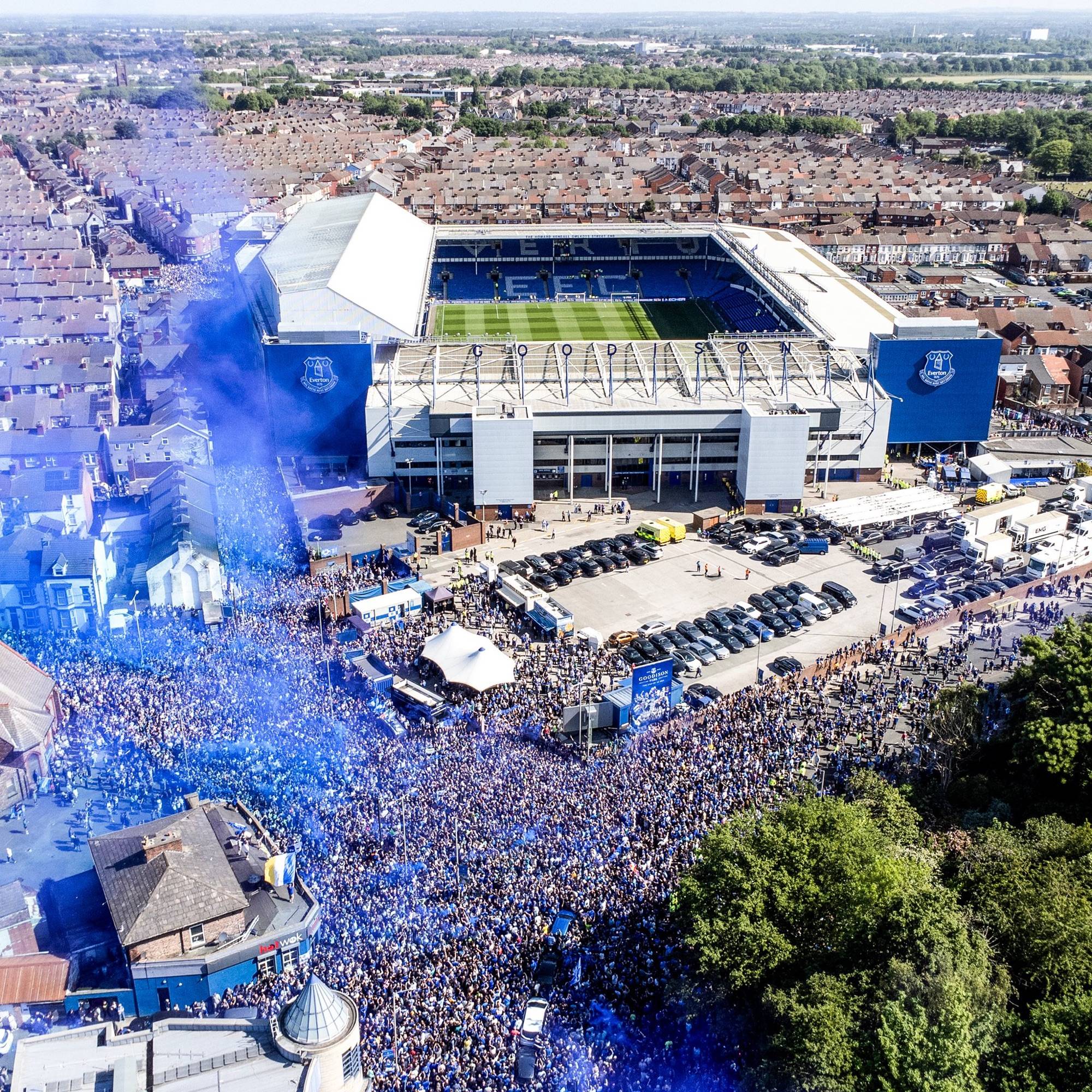 Emotional Farewell: Everton Close Goodison Park Era with 2-0 Win Over Southampton